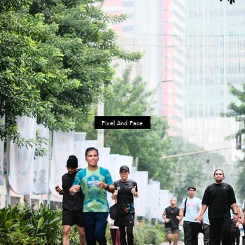 Runner Photo 8607072