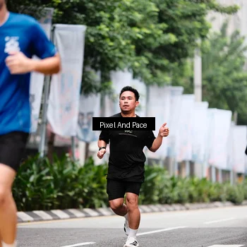 Runner Photo 8607109