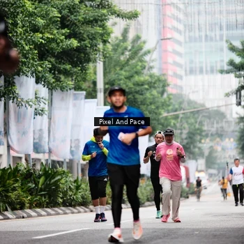 Runner Photo 8607172