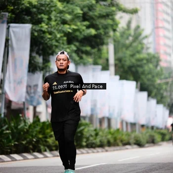 Runner Photo 8607187