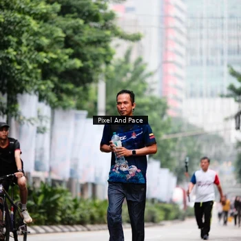 Runner Photo 8607205