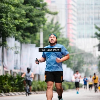 Runner Photo 8607234