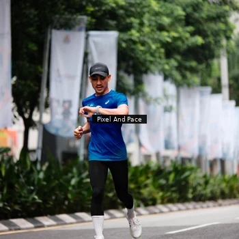 Runner Photo 8607261