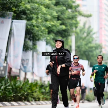 Runner Photo 8607330