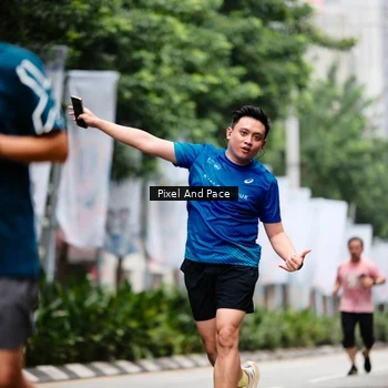 Runner Photo 8607340