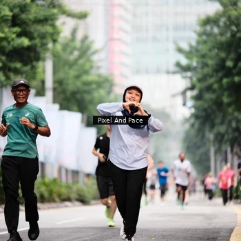 Runner Photo 8607393
