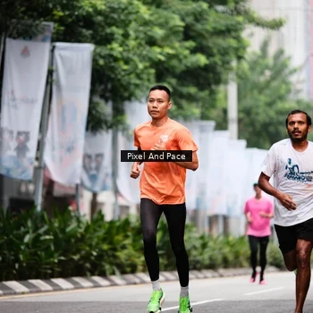 Runner Photo 8607414