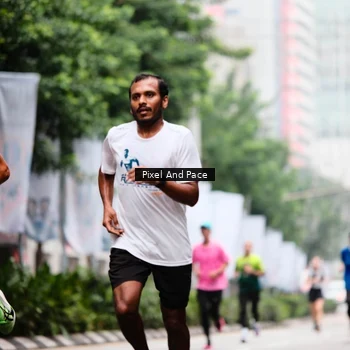 Runner Photo 8607417