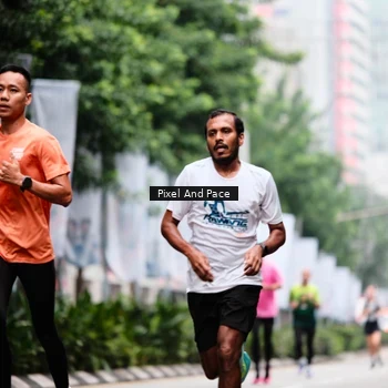 Runner Photo 8607418
