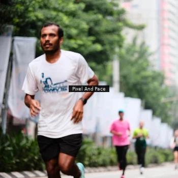 Runner Photo 8607425