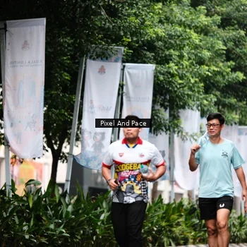 Runner Photo 8607554