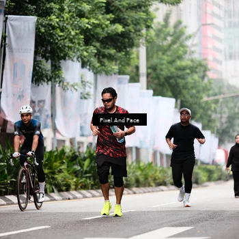 Runner Photo 8607610