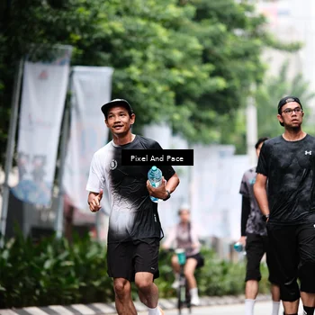 Runner Photo 8607611