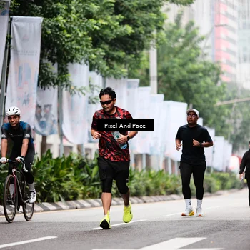 Runner Photo 8607613