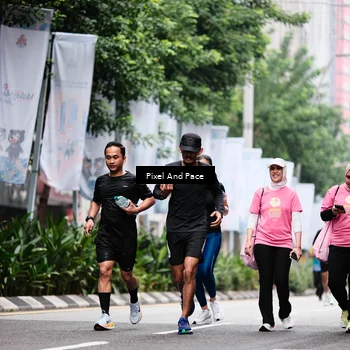 Runner Photo 8607669