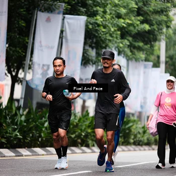 Runner Photo 8607674