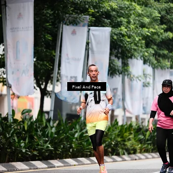 Runner Photo 8607757