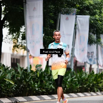 Runner Photo 8607761