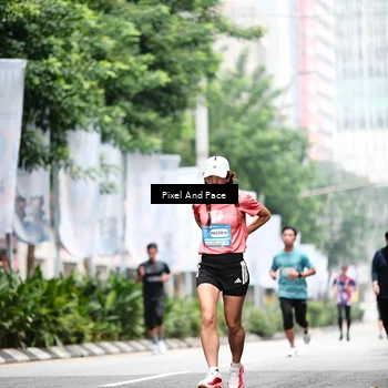 Runner Photo 8607885