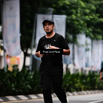 Runner Photo 8607898