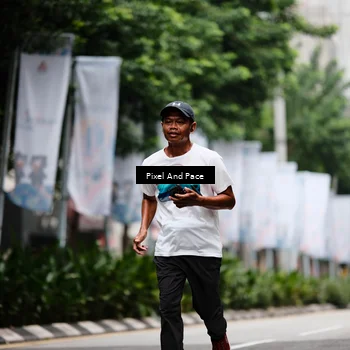 Runner Photo 8608025
