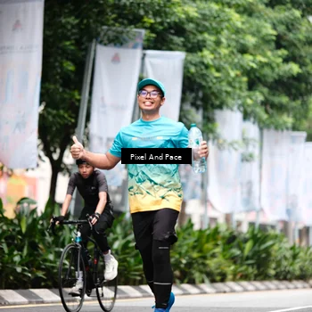 Runner Photo 8608110
