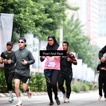Runner Photo 8608216