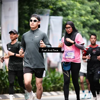 Runner Photo 8608236