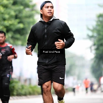 Runner Photo 8608240