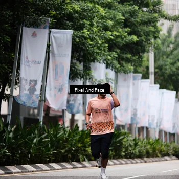 Runner Photo 8608251