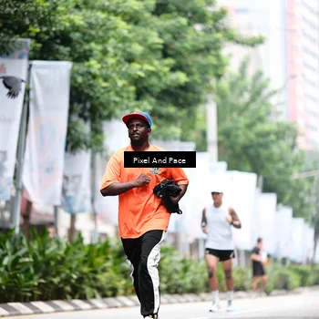 Runner Photo 8608284
