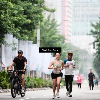 Runner Photo 8608298
