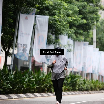 Runner Photo 8608425