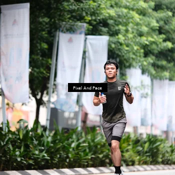 Runner Photo 8608436