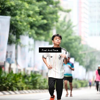 Runner Photo 8608611