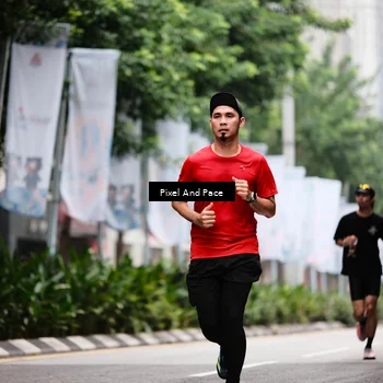 Runner Photo 8608691