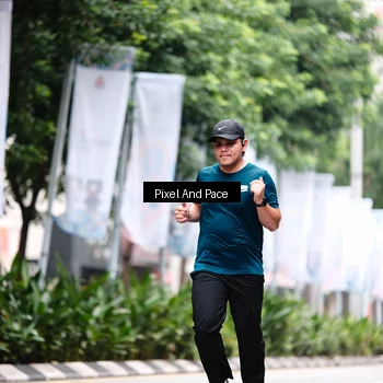 Runner Photo 8608881