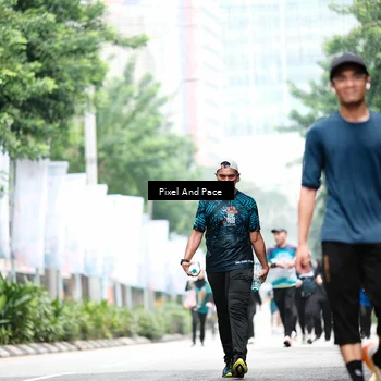 Runner Photo 8608933