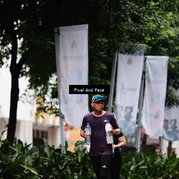 Runner Photo 8608934