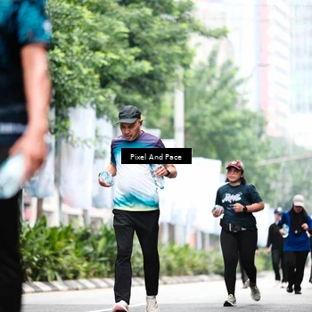 Runner Photo 8608950