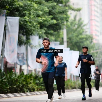 Runner Photo 8609001