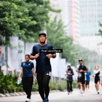Runner Photo 8609012