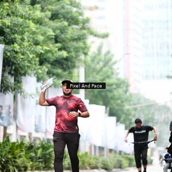 Runner Photo 8609017
