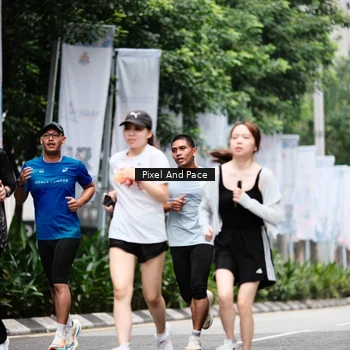 Runner Photo 8609040