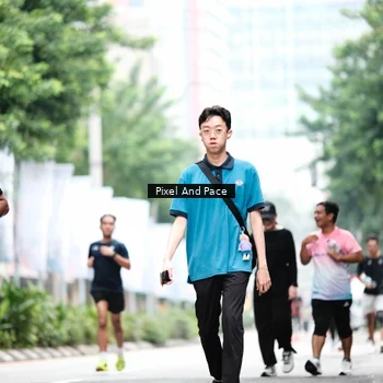 Runner Photo 8609063
