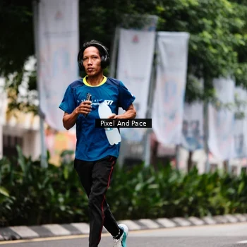 Runner Photo 8609069