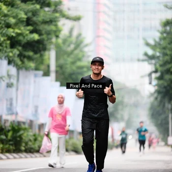 Runner Photo 8609097