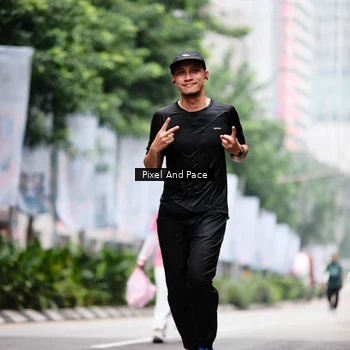 Runner Photo 8609108