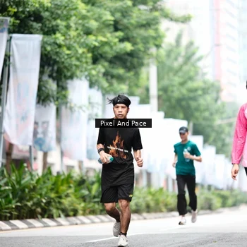 Runner Photo 8609109