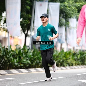 Runner Photo 8609123